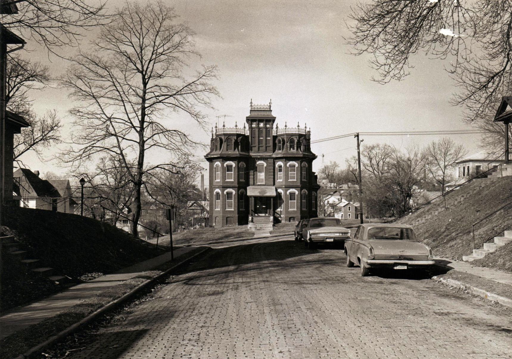 19740219 -- Sharon House